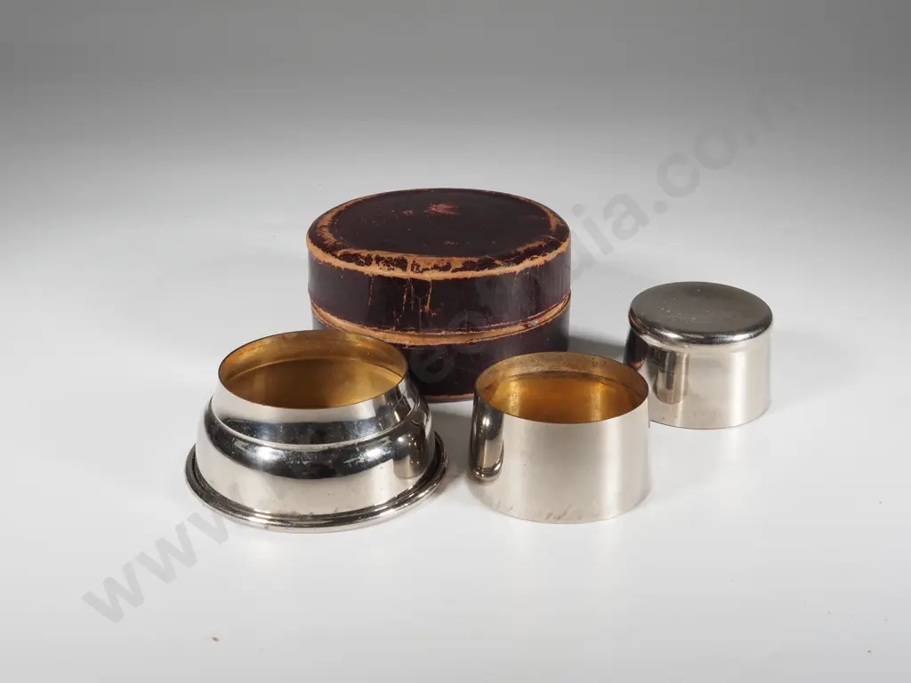 Vintage Cased Silver Plate Collapsible/Telescopic Travelling Cup Image 1++