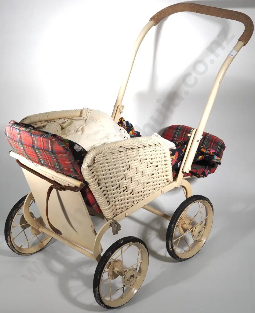 Vintage Child's Cane Pram (Late Entry) Image 1++