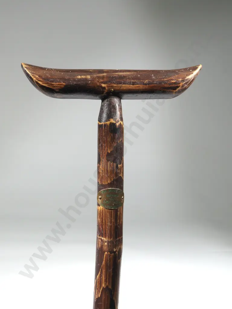Vintage Sir Jeffery 1941 British East India Hillpig T Handle Wooden Walking Cane. Image 1++