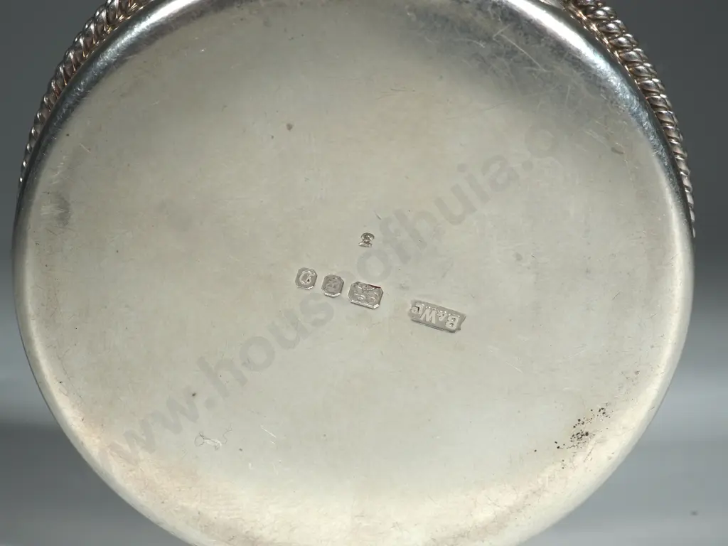 Sterling Silver Wafer Box Image 1++