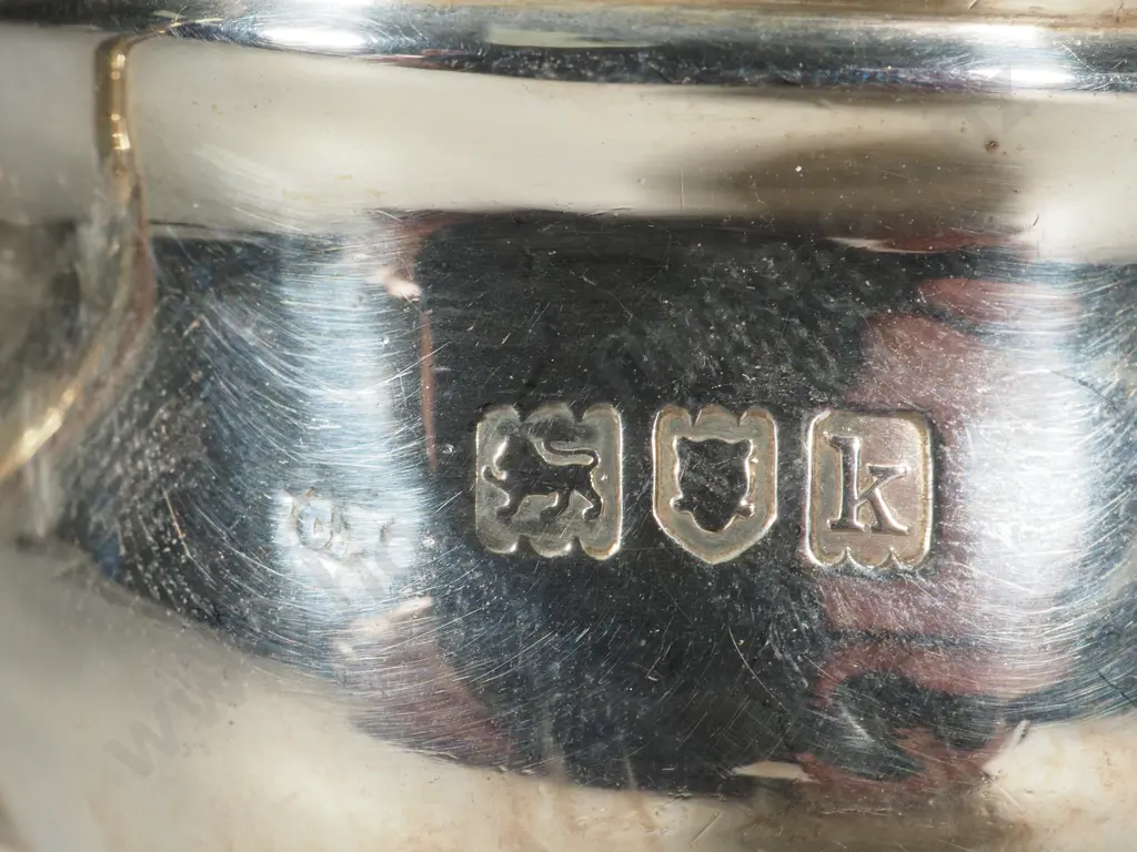 Sterling Silver Cream Jug On Ball Form Feet . London 1905 Image 1++