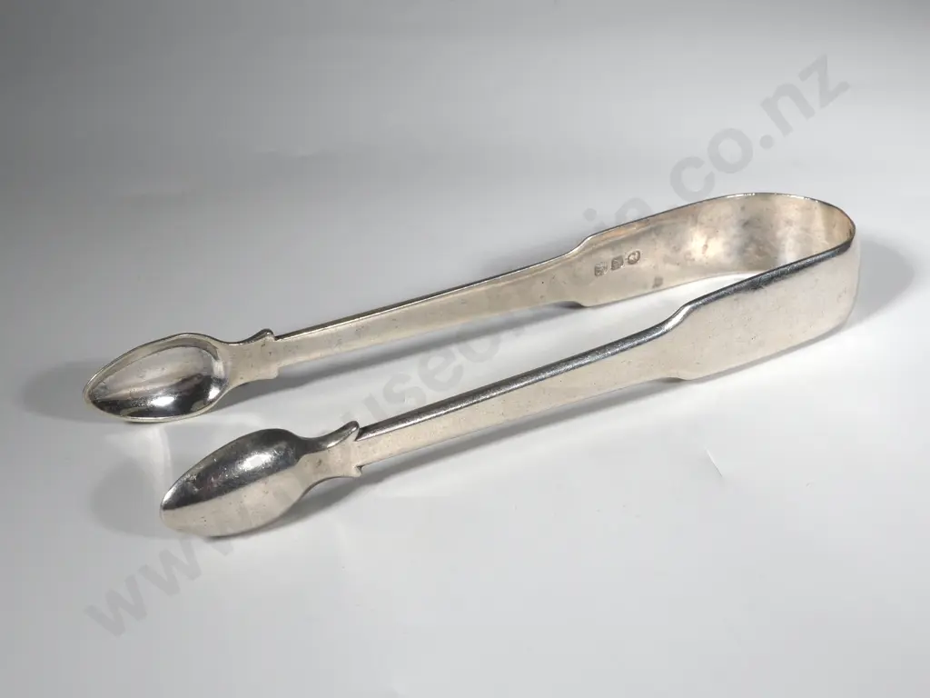 Substantial Georgian Sterling Silver Sugar Tongs Image 1++