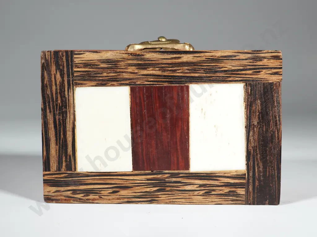 Wooden box with medals Image 1++