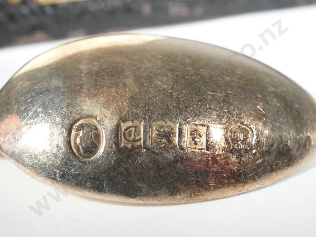 Boxed Set of Five  Sterling Silver Teaspoons (One Missing). Image 1++