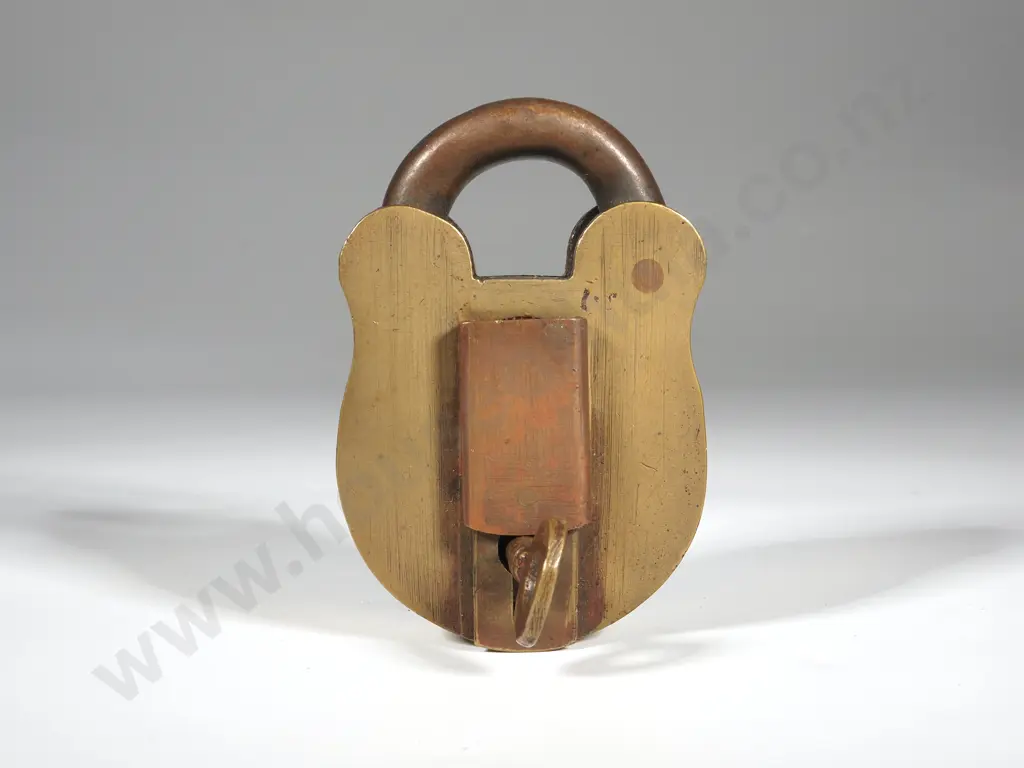 Antique Brass Padlock & Key Image 1++
