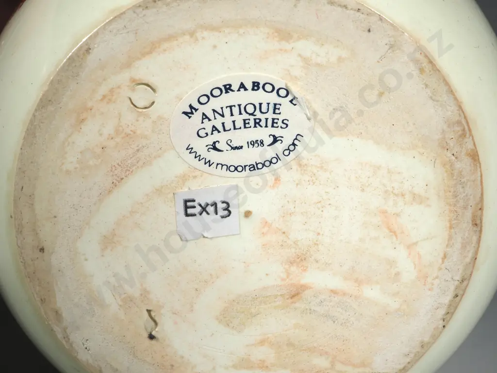 Very RARE 18 Centuary Wedgwood Lead-glazed Earthenware Teapot w Transfer-Printed Decoration & Two Wedgwood Booklets Image 1++