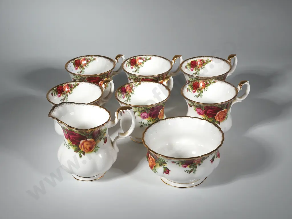 Six Royal Albert Old Country Roses Coffee Cups, Milk Jug & Sugar Bowl. Image 1++