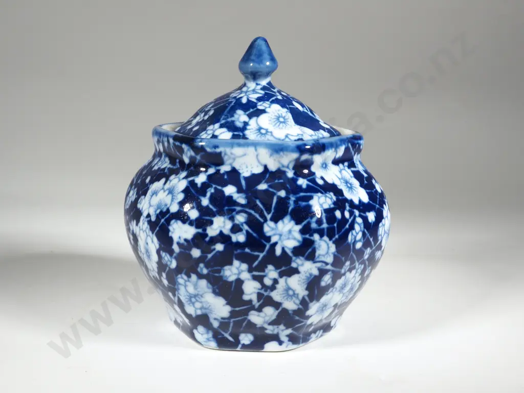 Blue & White Hexagonal Ginger Jar w Apple blossom Decoration Image 1++