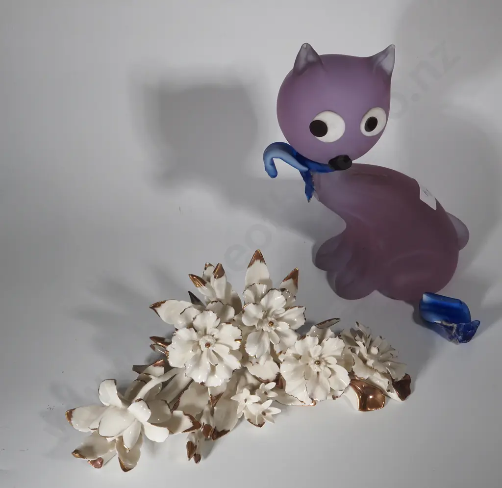 Capodimonte White Floral Ornament with Gilt Enhancement & A Mauve Glass Figure Of A Cat A/F Image 1++