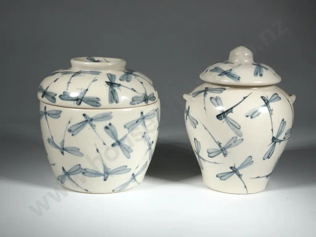 Two Ginger Jars Cream Ground AdjaniWare Image 1++