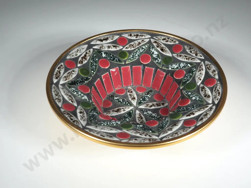 1950s Golden Aluminium Mosaic Round Art Bowl. Image 1++