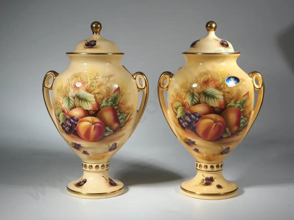 Two Aynsley Orchid Gold Urns. Image 1++