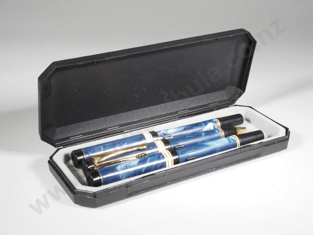 Iridium Fountain Pen, Pencil & Ballpoint Pen Set In Box.  Image 1++