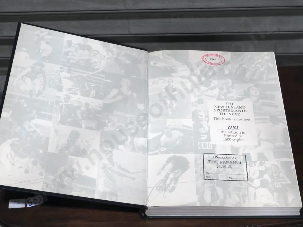 New Zealand’s Sportsman of the Year - Collectors Book Image 1++