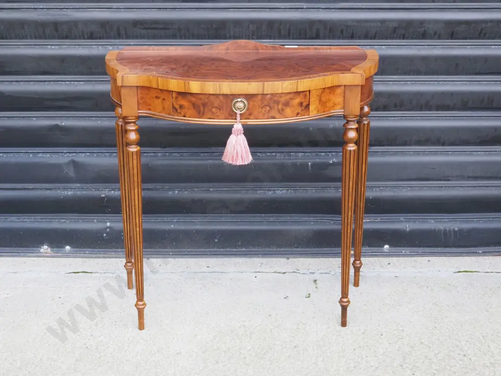 Walnut Cross Banded Side Table with Single Frieze Drawer Image 1++