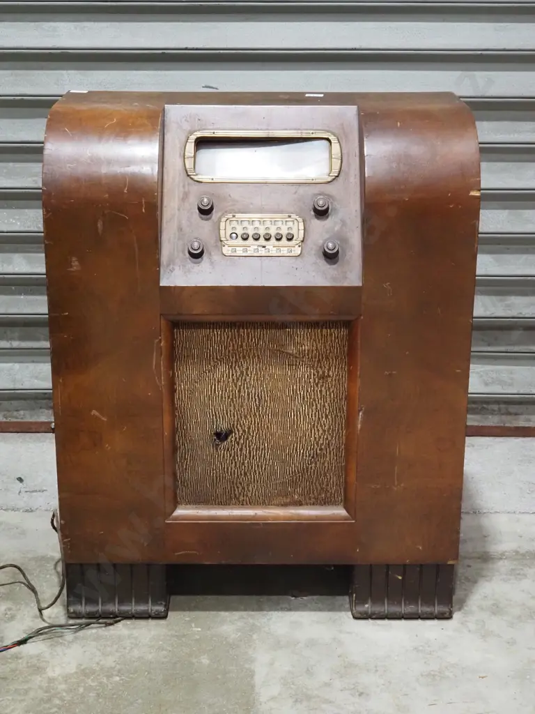 Gulbranson Standard Radio Model Champion.Possibly Model NO  755. 1937 Image 1++