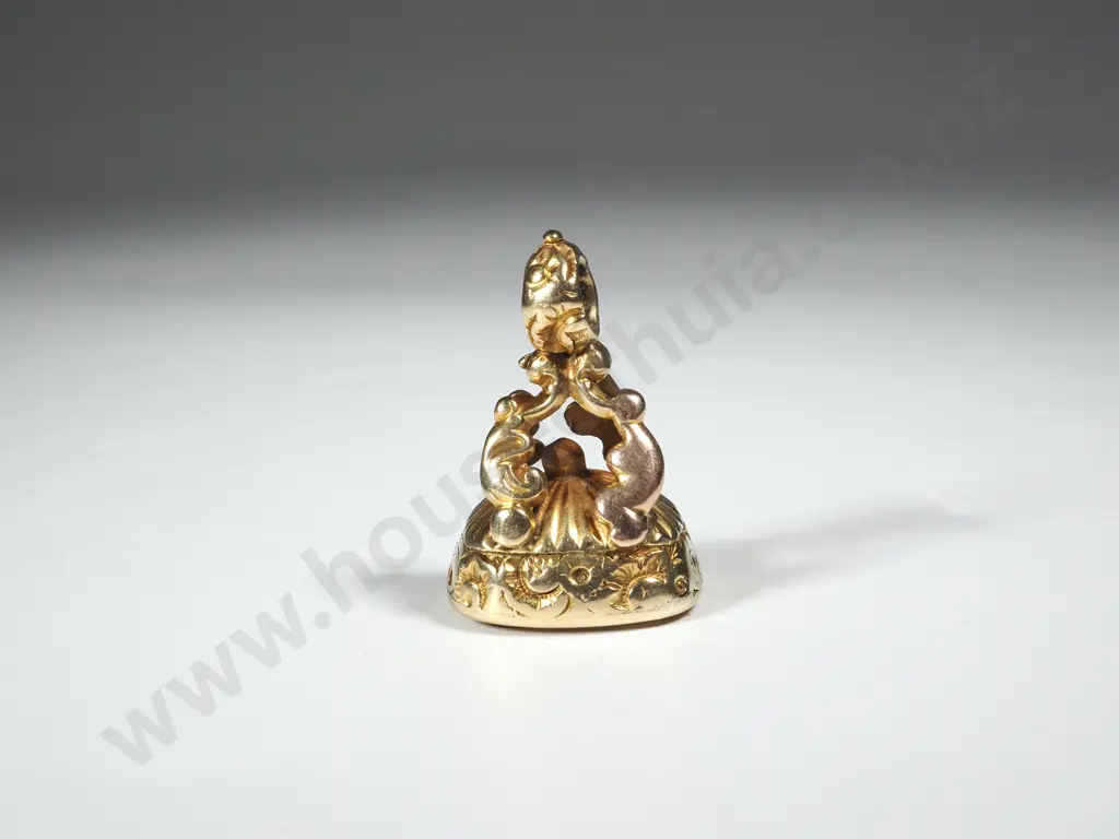Ornate Victorian Gold Seal - Testing as 15ct Image 1++