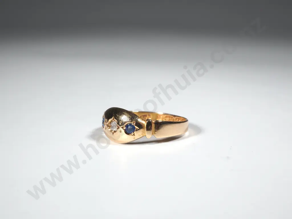 15ct Gold Antique Diamond & Sapphire Ring, English Hallmarks Image 1++