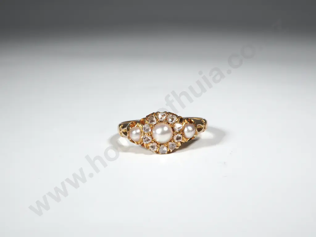 18ct Gold Victorian Pearl & Diamond Ring Image 1++