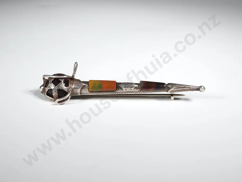 Fine Sterling Silver Scottish Agate Mounted Sword Brooch Image 1++