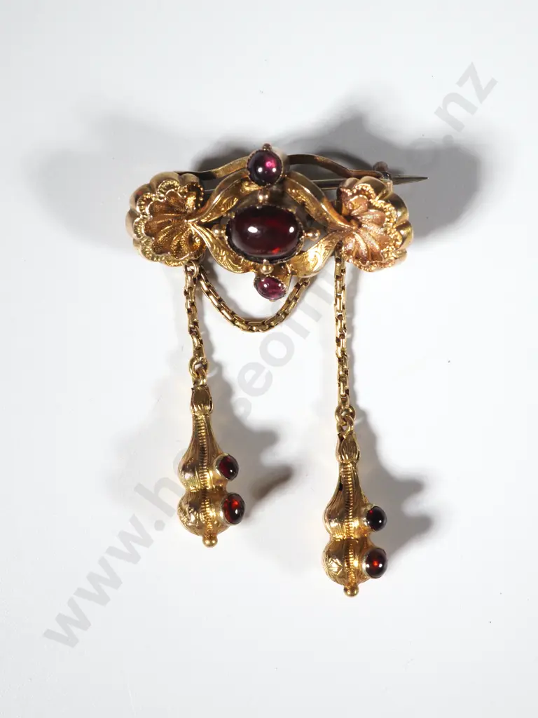 Cased Antique Ornate 9ct Gold Drop Tassle Brooch Image 1++
