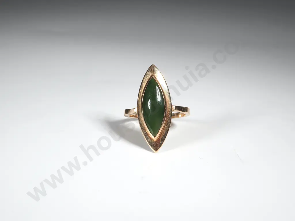 14ct Gold Marquise Shaped Greenstone Ring Image 1++