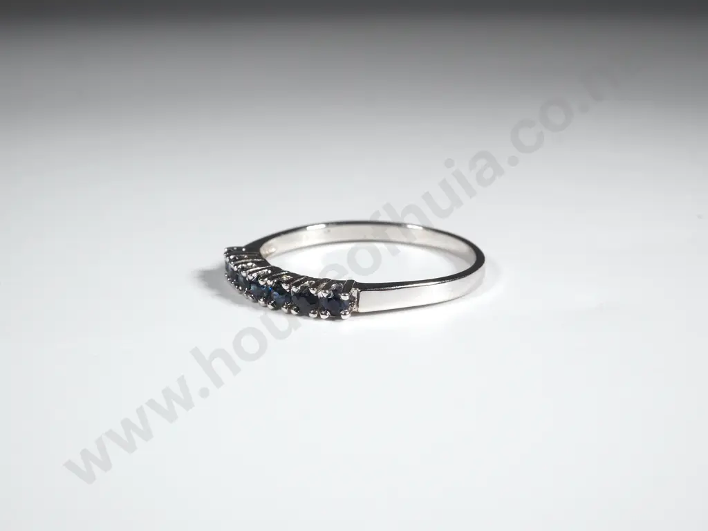 14ct White Gold Sapphire Ring Image 1++