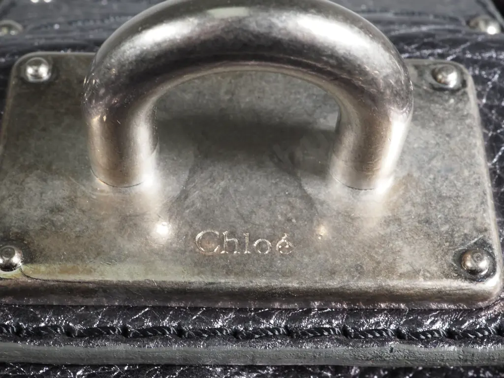 Vintage Chloé Paddington in Anthracite Leather Shoulder Bag – Iconic Y2K Style with Signature Padlock Image 1++