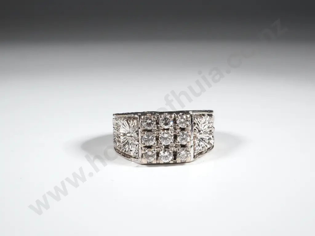 18ct White Gold 9 Diamond Ring w Filligree Shoulders Image 1++