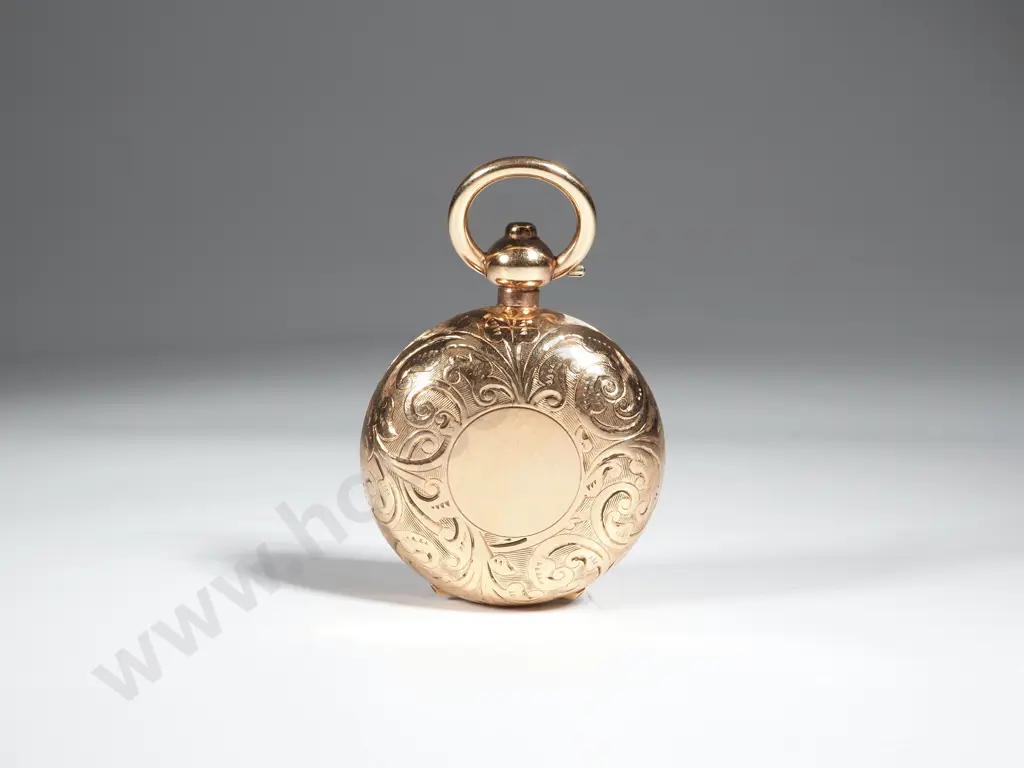 Antique Rolled Gold Sovereign Case w Engraved Scroll Decoration Image 1++