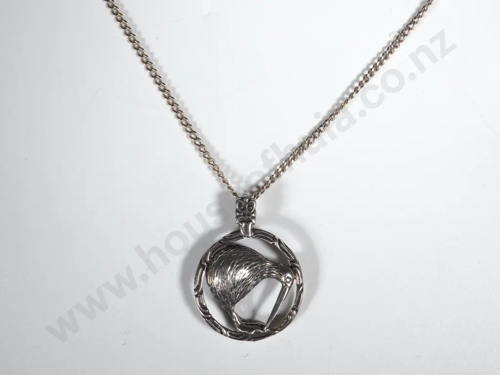 Vintage Sterling Silver Kiwi Pendant & Chain Image 1++