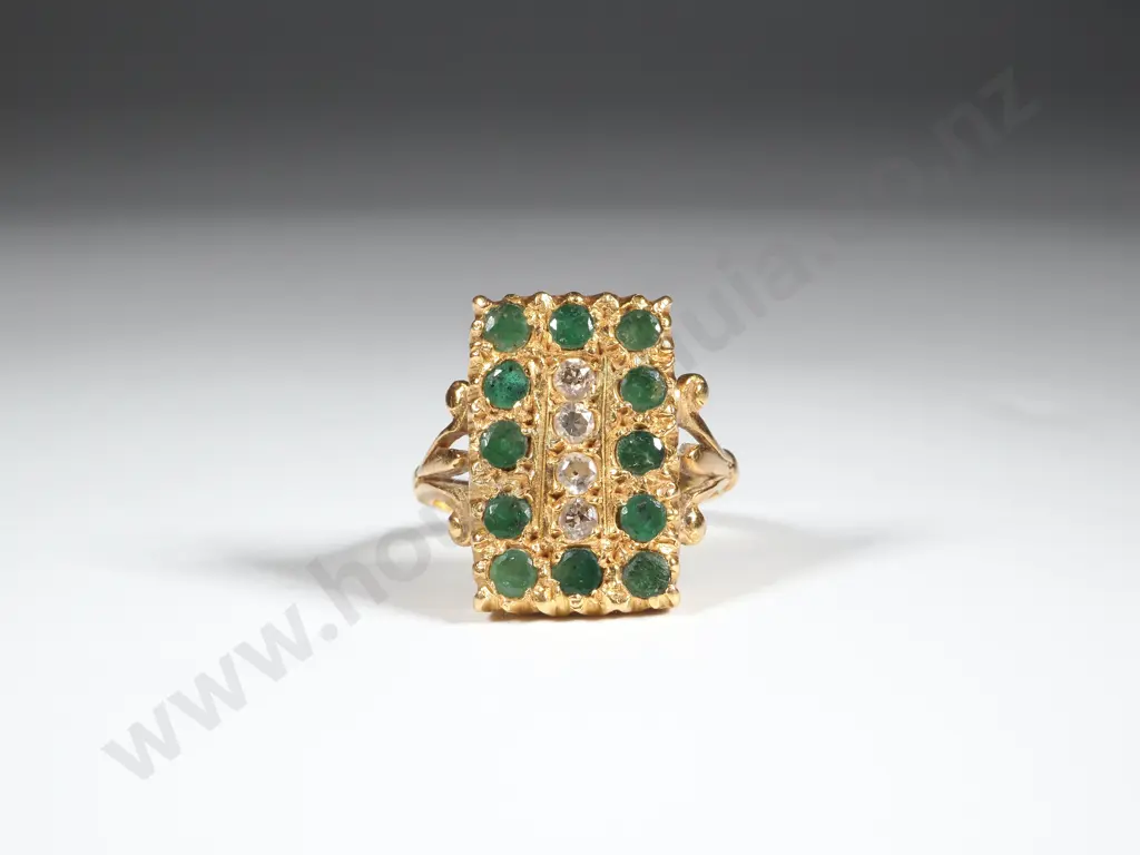 22ct Gold Emerald & Diamond Ring Image 1++