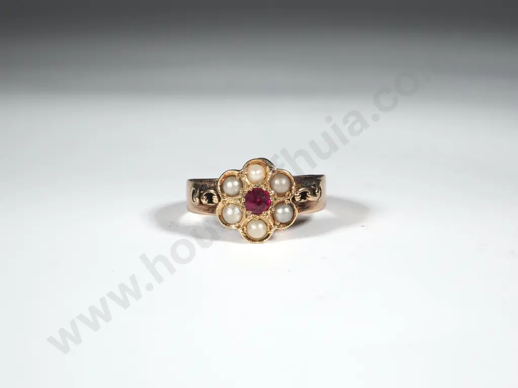9ct Gold Victorian Seed Pearl & Ruby Ring Image 1++