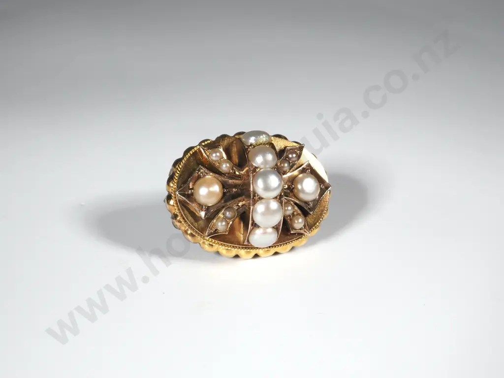 15ct Gold Victorian Seed Pearl Brooch Image 1++