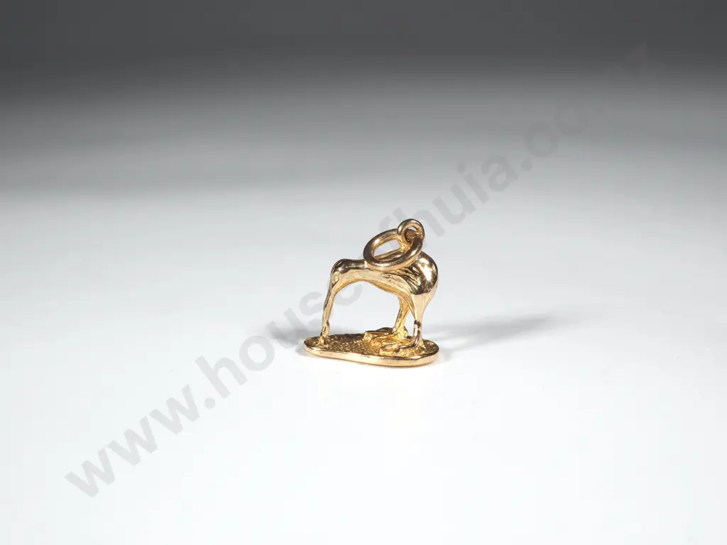 9ct Gold Kiwi Charm Image 1++