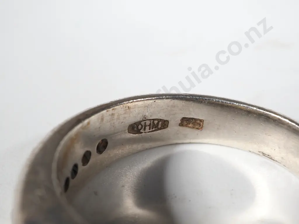 Sterling Silver & Peridot Ring w White Stones Image 1++