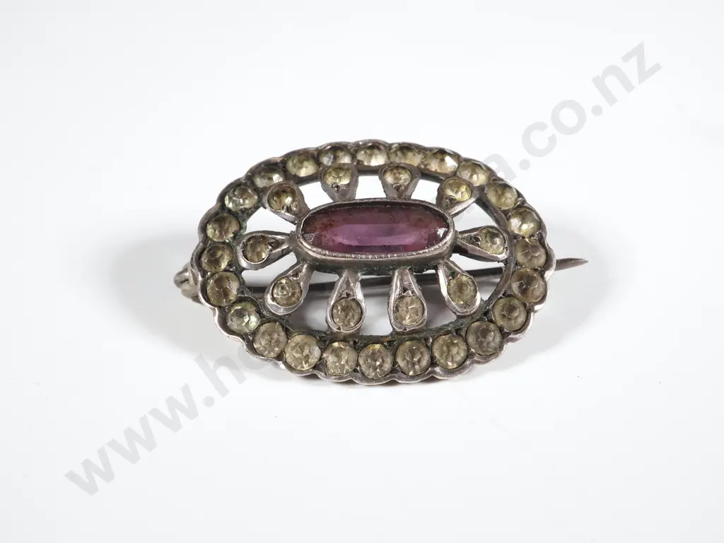 Sterling Silver Oval Brooch  Inset w Amethyst and White Stones Image 1++