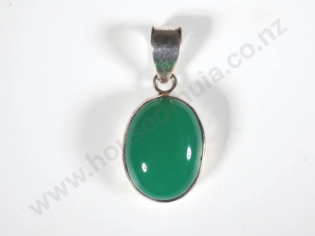 Oval Jade Pendant In Sterling Silver Mount Image 1++