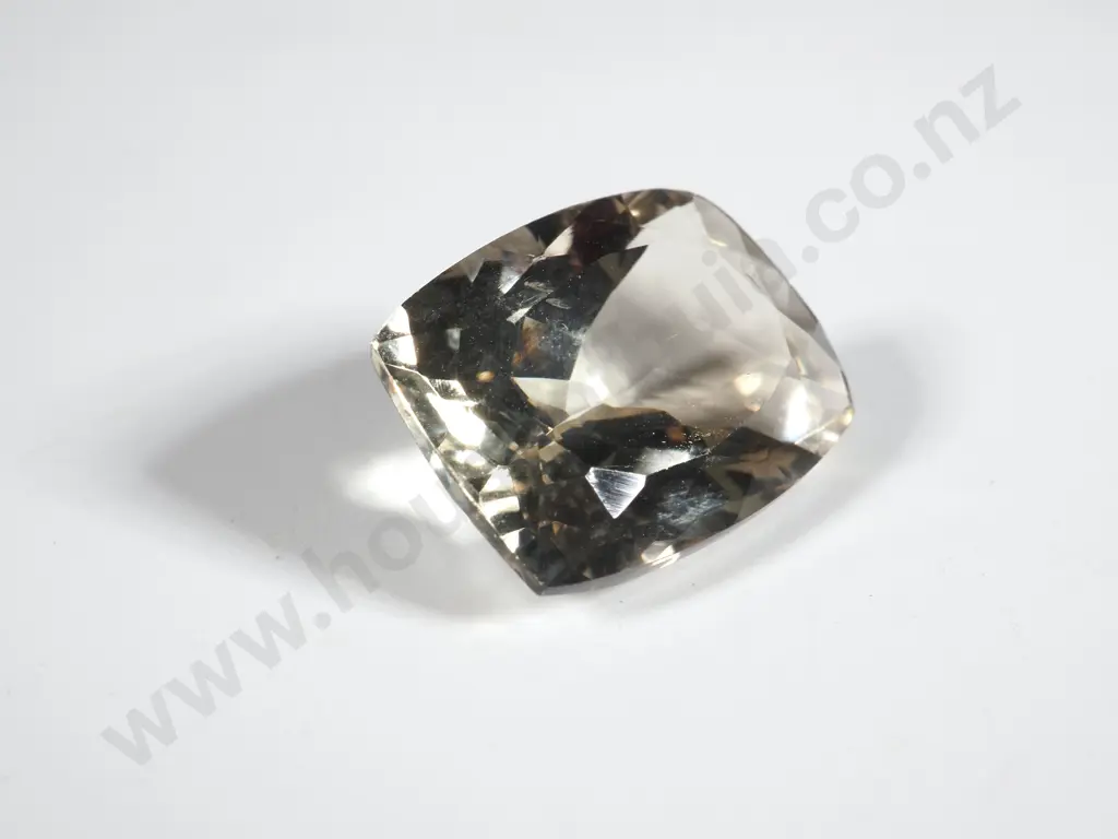 Single Green Facetted Amethyst Gemstone Image 1++