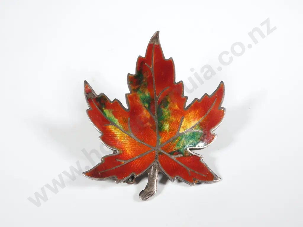 Sterling Silver & Enamel Maple Leaf Brooch Image 1++