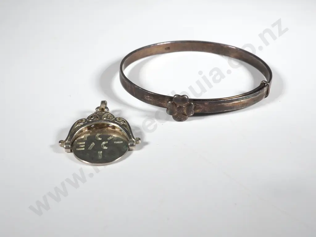 Sterling Silver Baby Bracelet & A  Sterling Pendant/ Spinner (Reads" I Love You) Image 1++