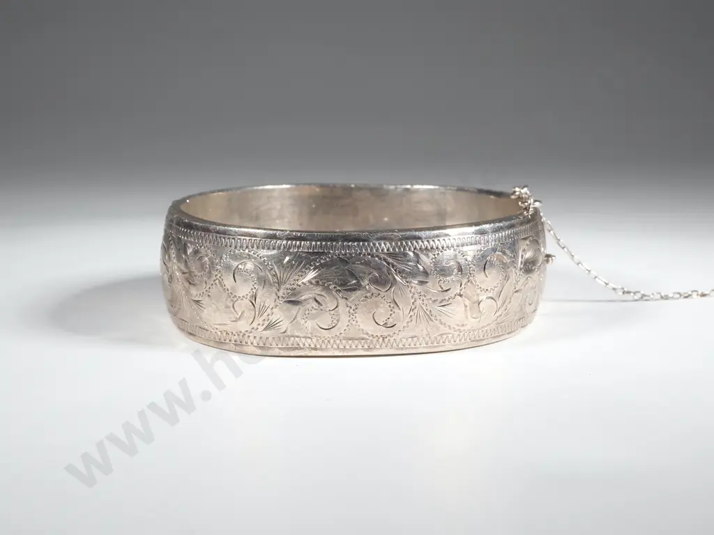 Sterling silver Hinged Bangle. w Engraved Detail  A/F  Image 1++