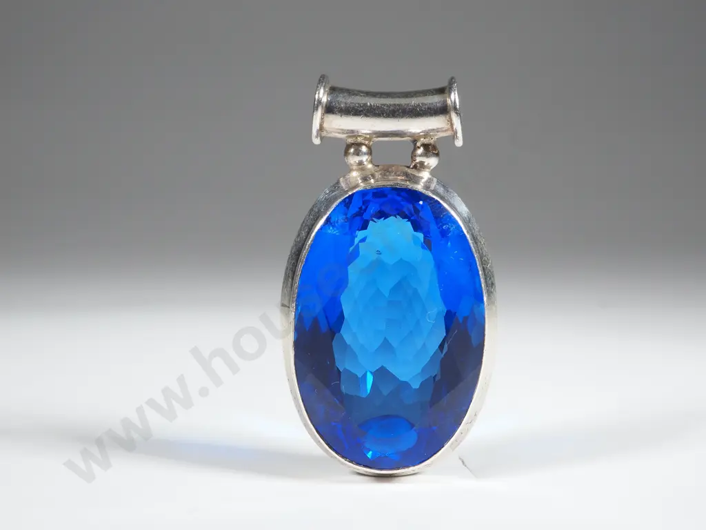 Lolly Blue Coloured Oval  Pendant In Sterling Silver Mount Image 1++