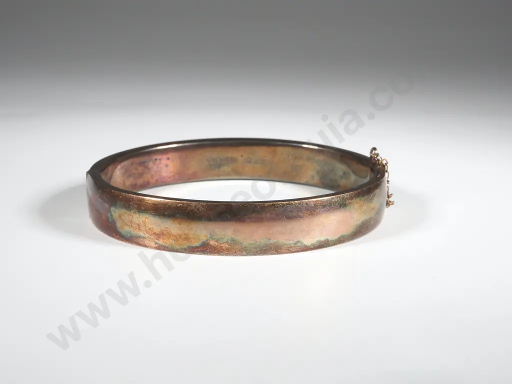 Sterling Silver w 9ct Gilt Hinged Bracelet with Safety Chain Image 1++