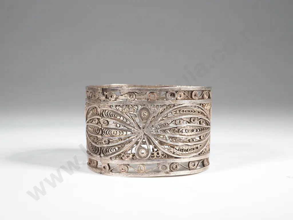 Sterling Silver Filigree Napkin Ring A/F Image 1++