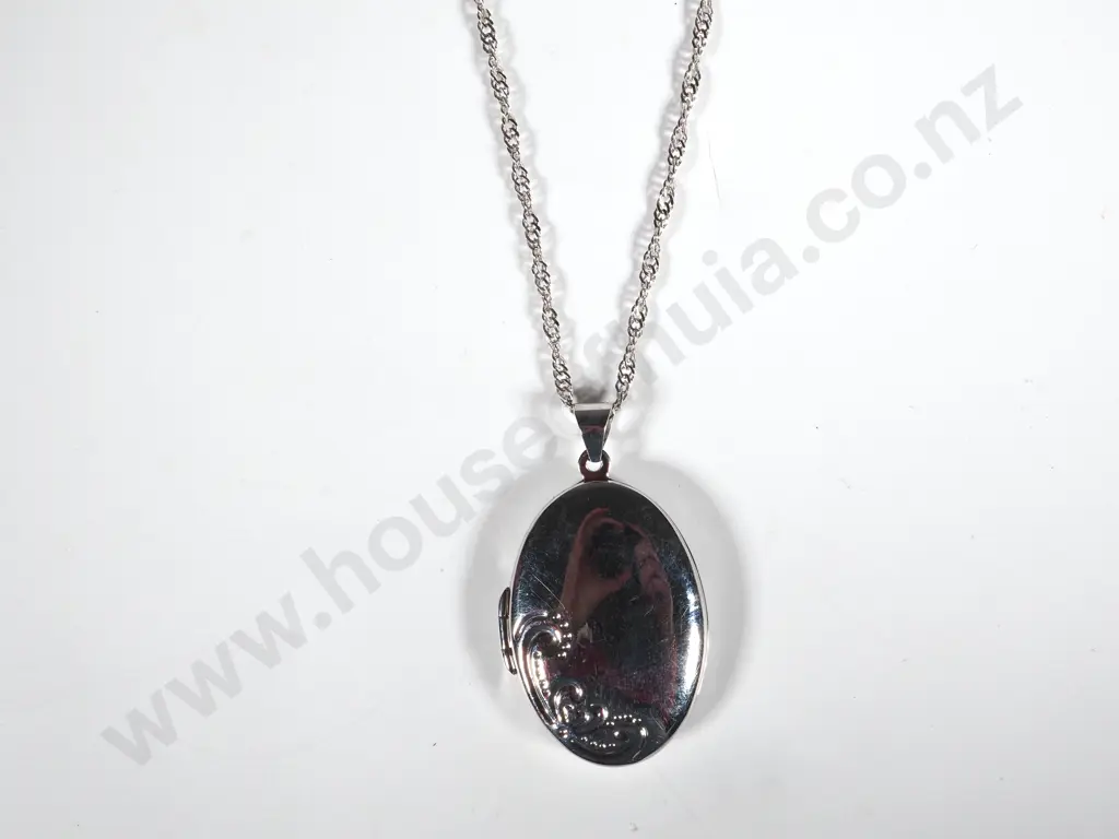 Sterling Silver Oval Locket with Engraving On Chain  Image 1++