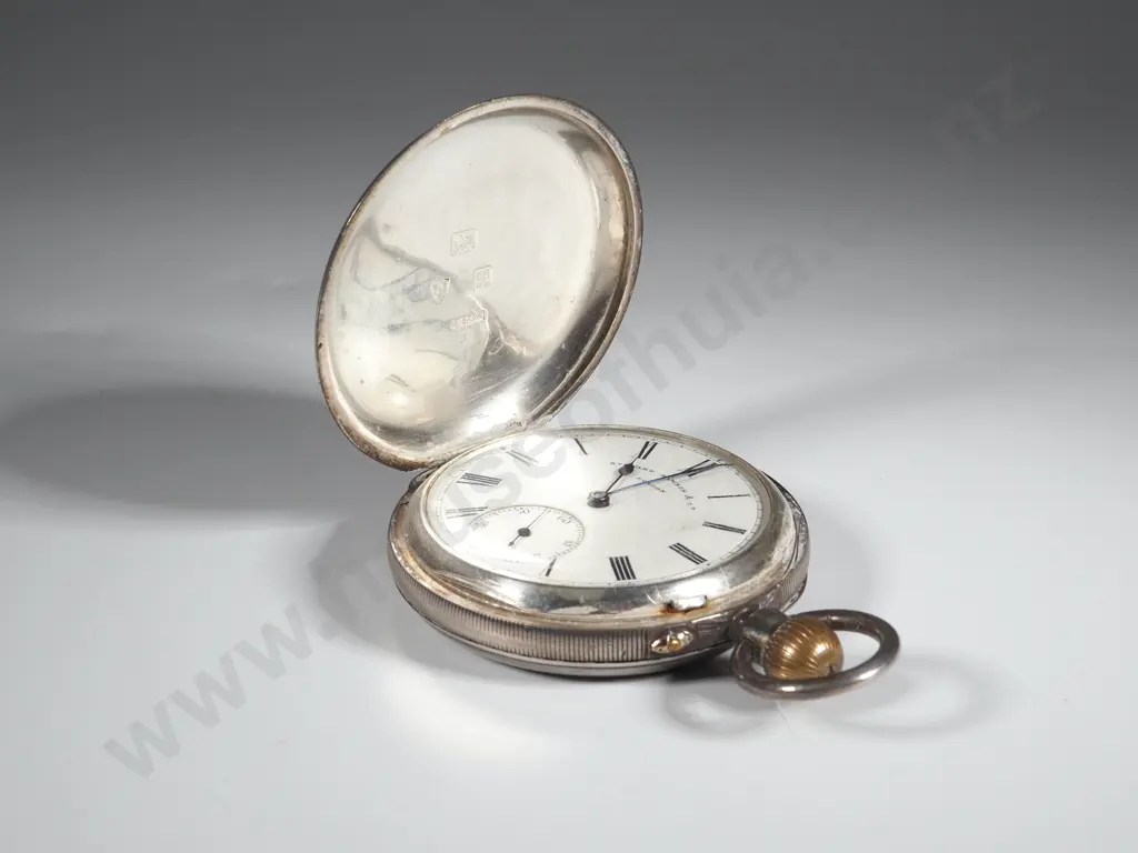 Sterling Silver Gentlemans' Pocket Watch Image 1++