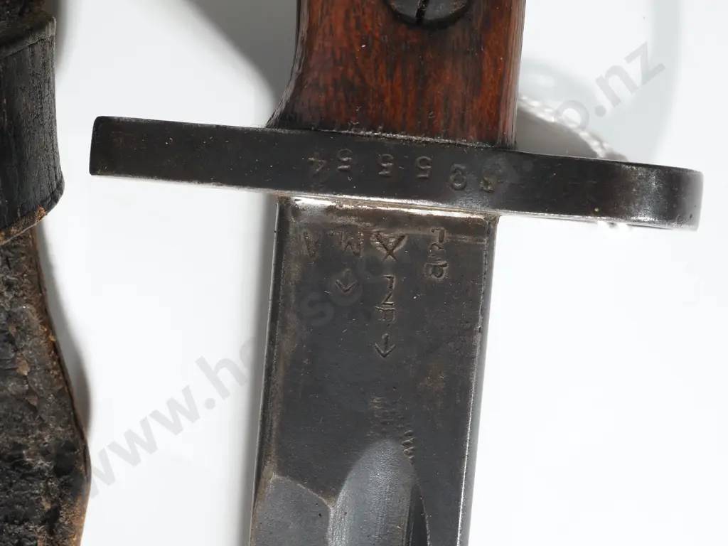 1907 SMLE Bayonet MA 1940 In Scabbard w German Frog. Image 1++