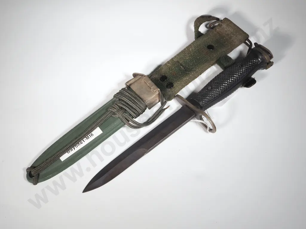 Unmarked Replica M16 Bayonet & Scabbard  Image 1++