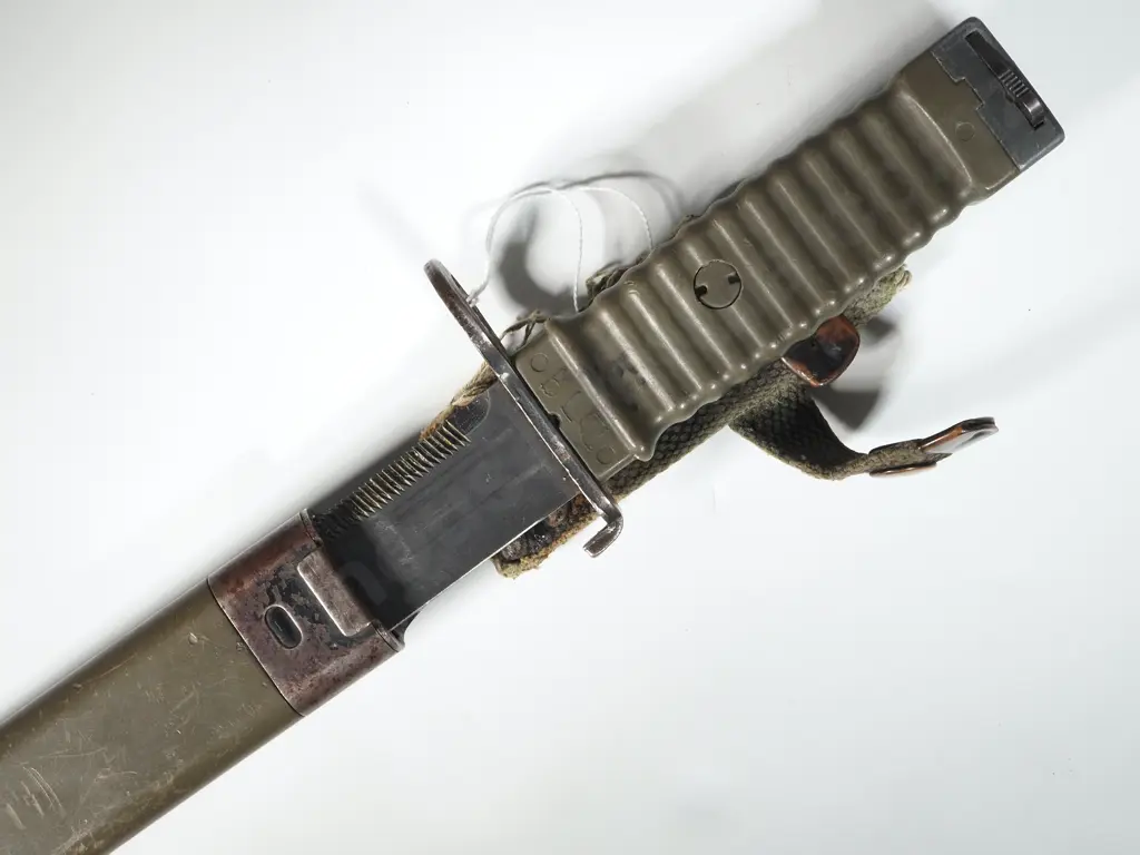 Styer Bayonet w Scabbard & Frog Image 1++